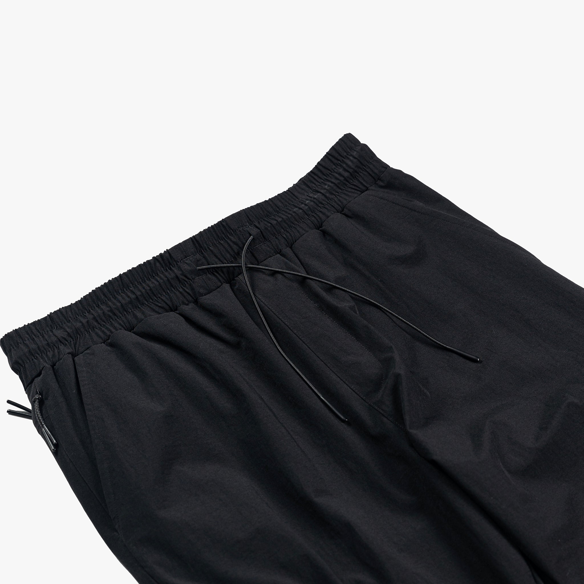 Axel Tech Cargo (Black)